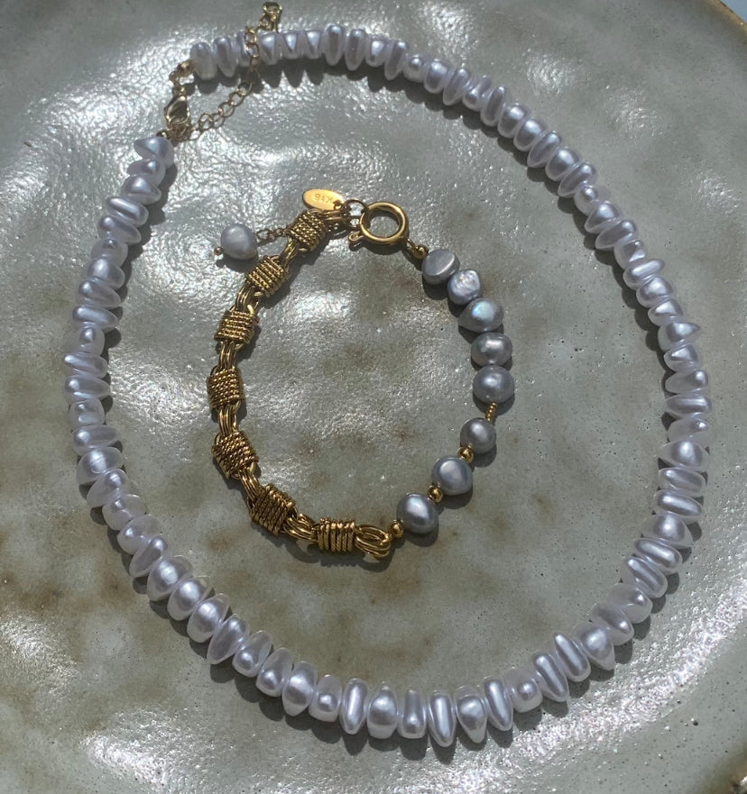 Lottie necklace